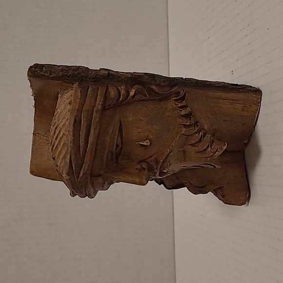 Vintage Religious Folk Art Hand Carved Jesus Christ Log - Picture 4 of 16